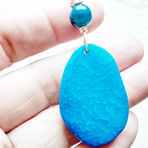 Vibrant Deep Blue Agate Geode Pendant - Amazing Matrix - Azure Beach Ocean Lake - Picture 2 of 8